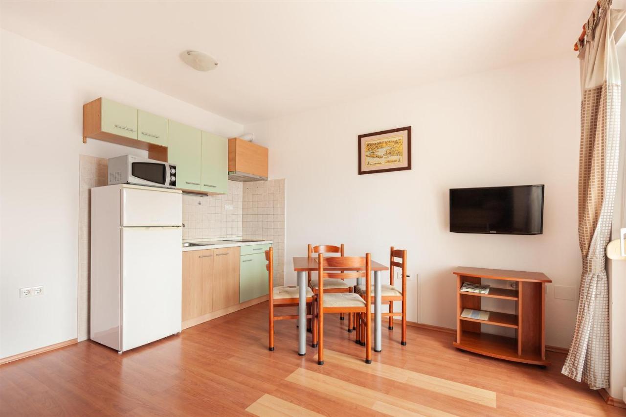 Apartments Lumaduma Trogir Extérieur photo