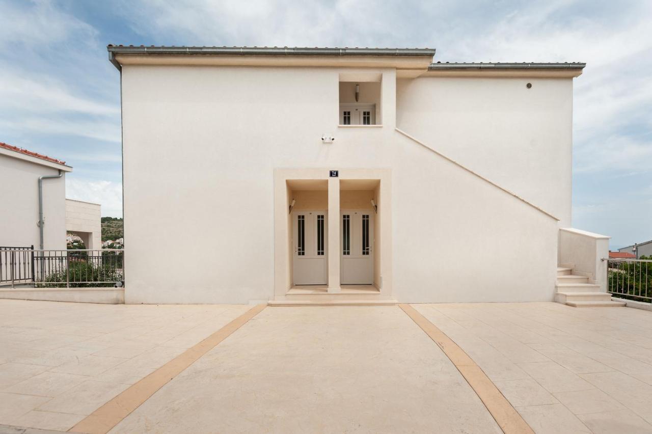 Apartments Lumaduma Trogir Extérieur photo